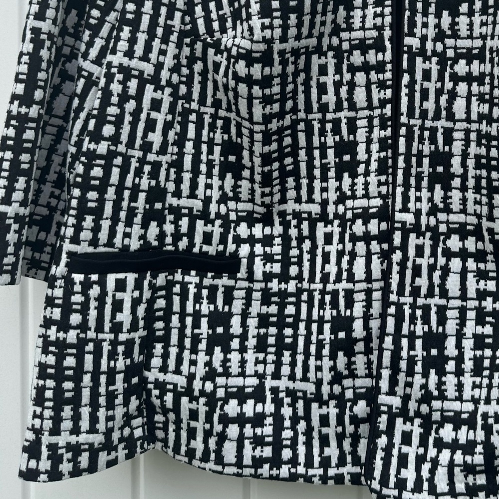 Roz & Ali blazer jacket - Picture 2 of 5